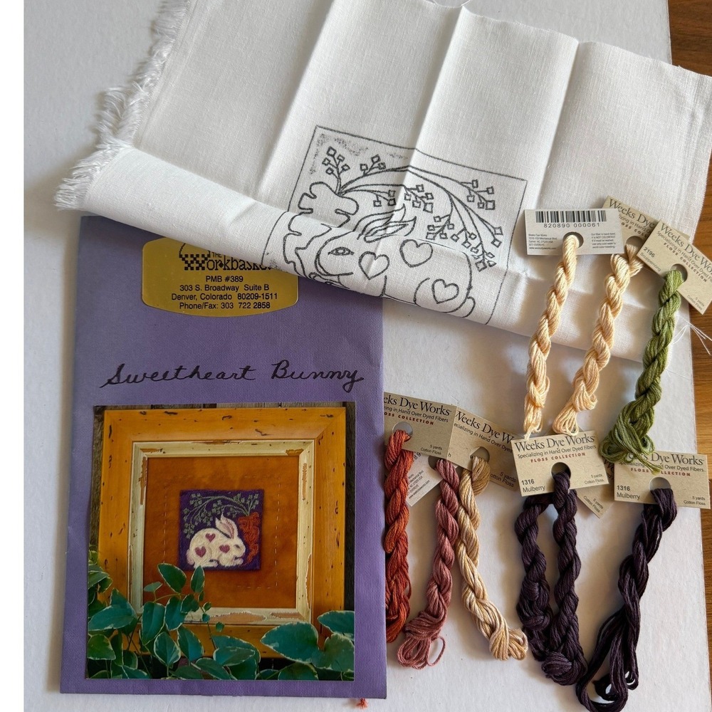 VTG The Workbasket Sweetheart Bunny Punch Needle Kit Rabbit Carrot Hearts
